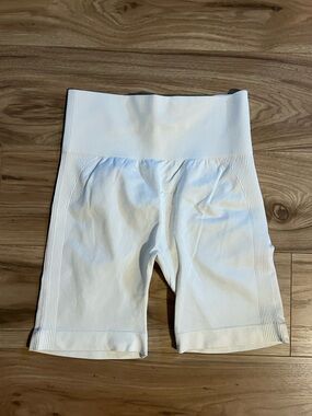 Women’s High-Waist White Women's Bike Shorts S/M